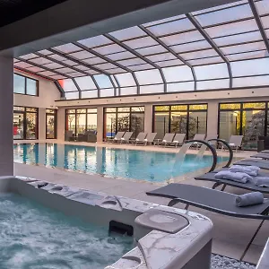 **** Hotel Kyriad Prestige Lyon Est - Priest Eurexpo And France